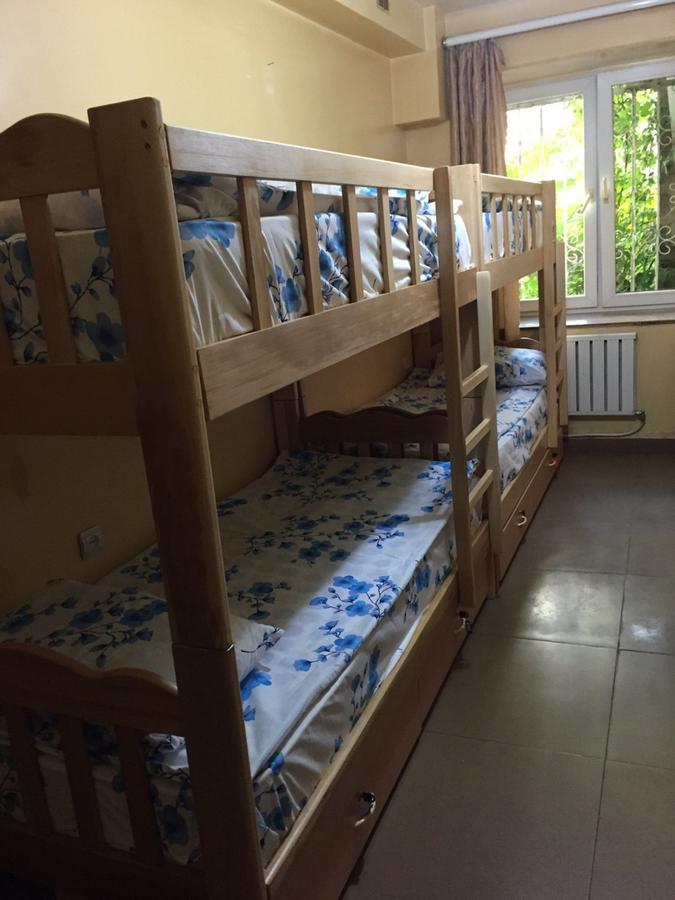 Best Hostel Republic Square Ереван Экстерьер фото