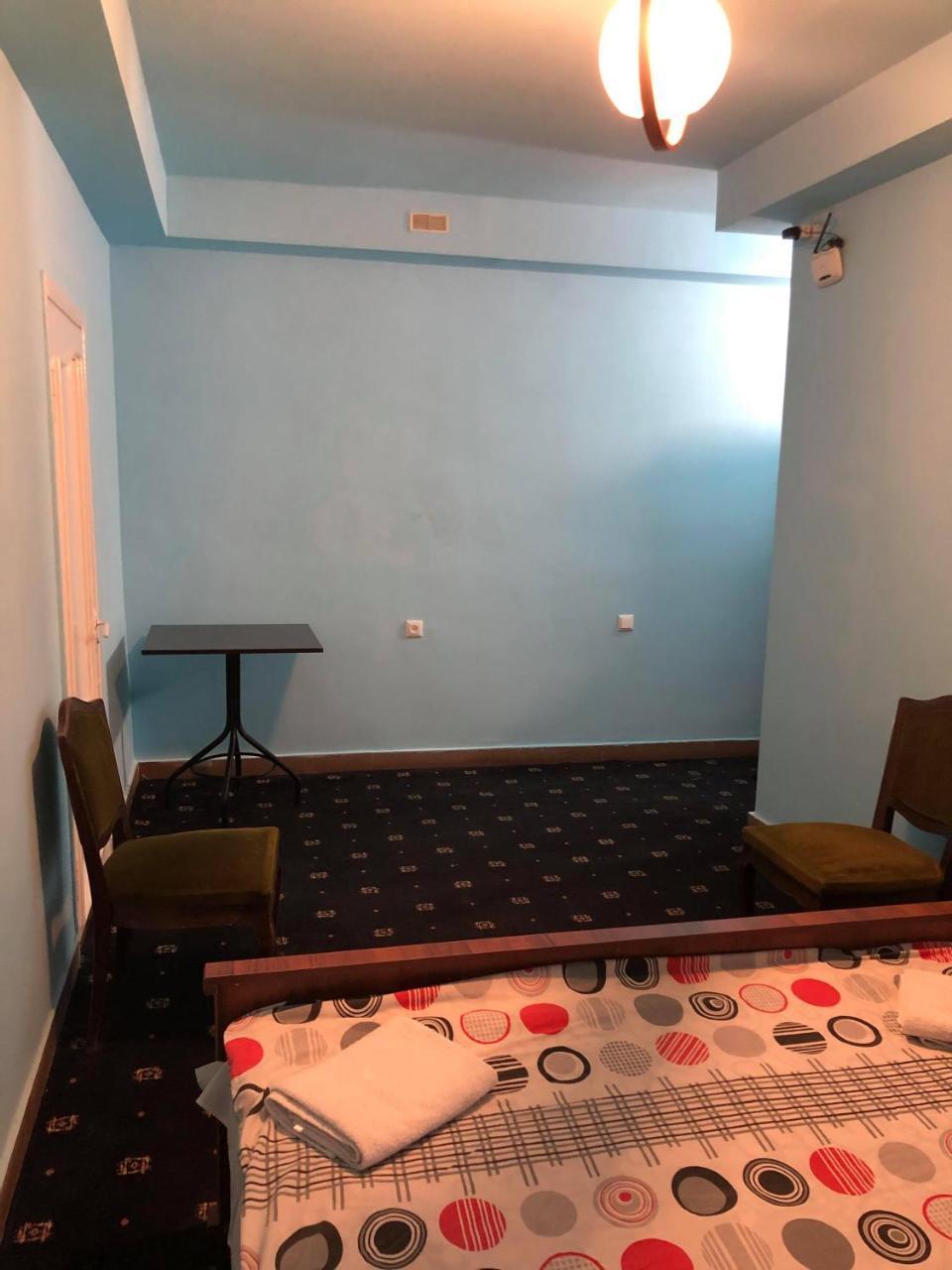 Best Hostel Republic Square Ереван Экстерьер фото
