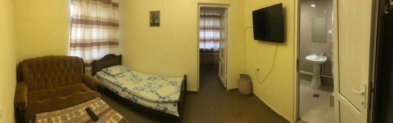Best Hostel Republic Square Ереван Экстерьер фото