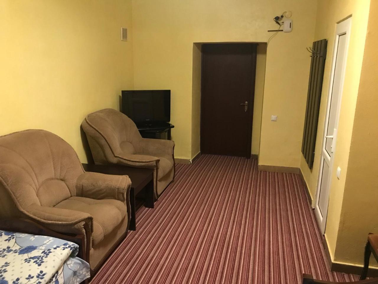 Best Hostel Republic Square Ереван Экстерьер фото